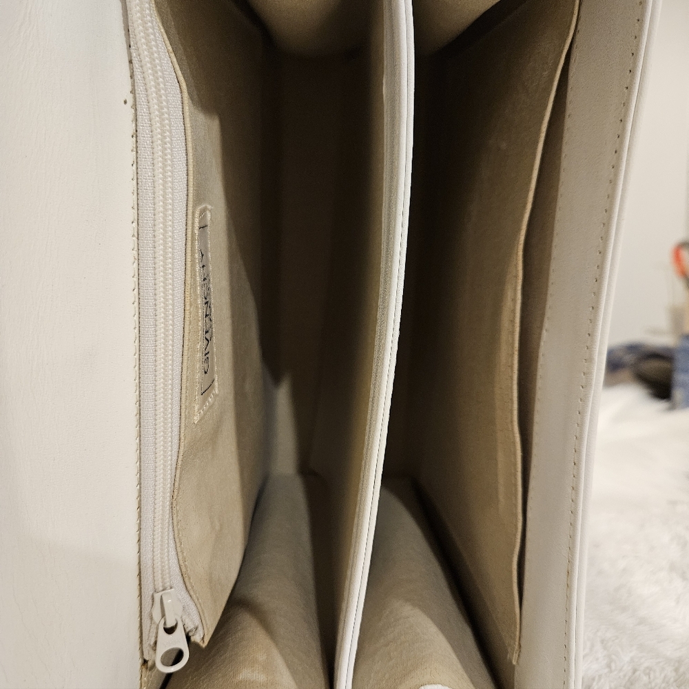 Rare 1940's Givenchy Kelly Style Bag. Rare. Never carried!!! - Picture 7 of 8